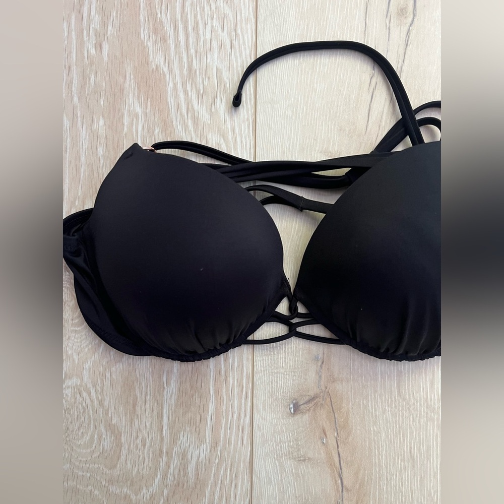 Shade & Shore Black Push-Up Bikini Top
